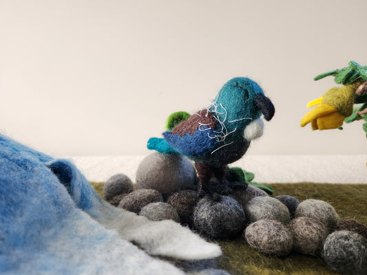 Tūī - Felted Wool Bird