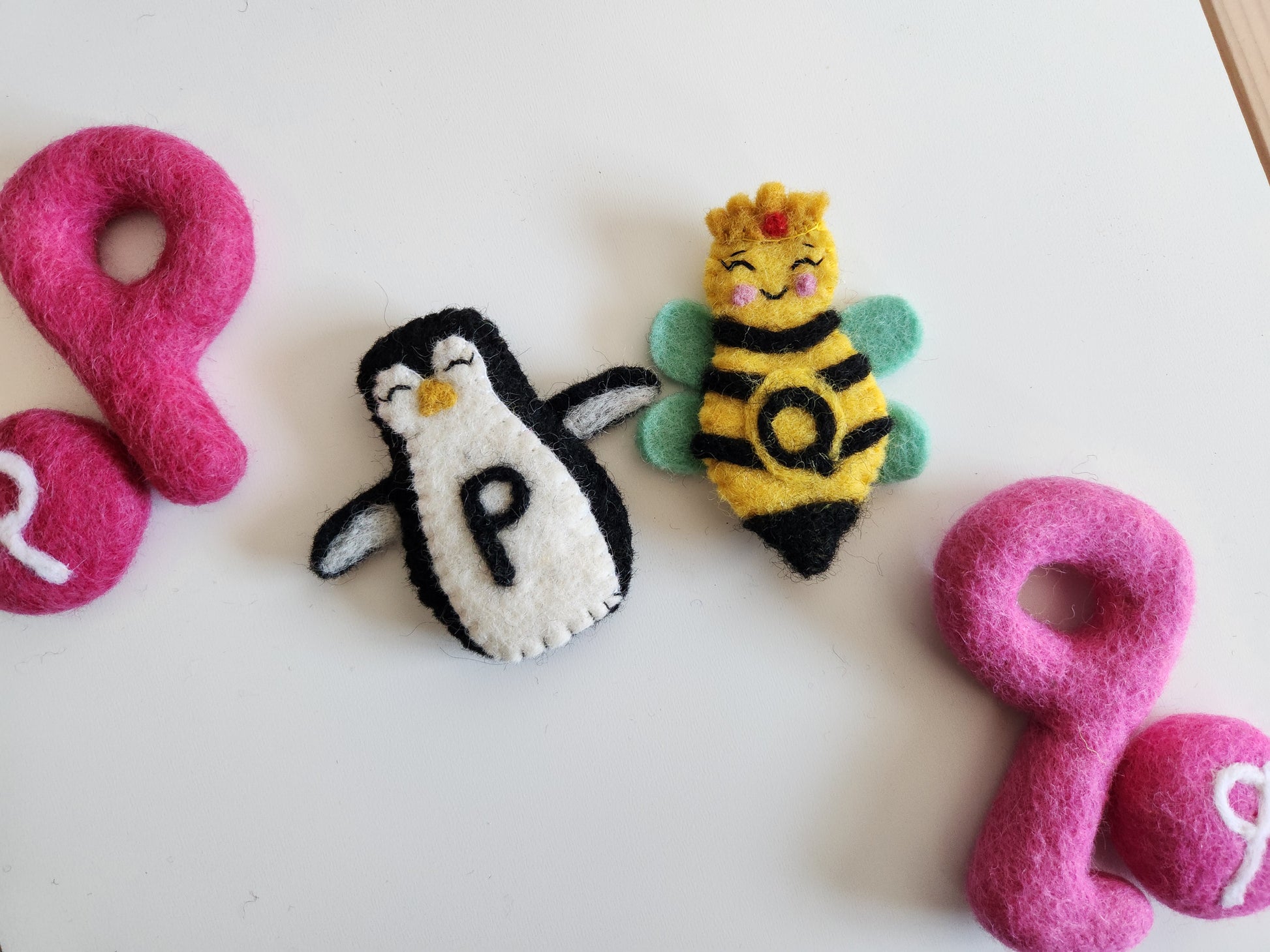 P FOR PENGUIN Q FOR QUEEN BEE FINGER PUPPETS
