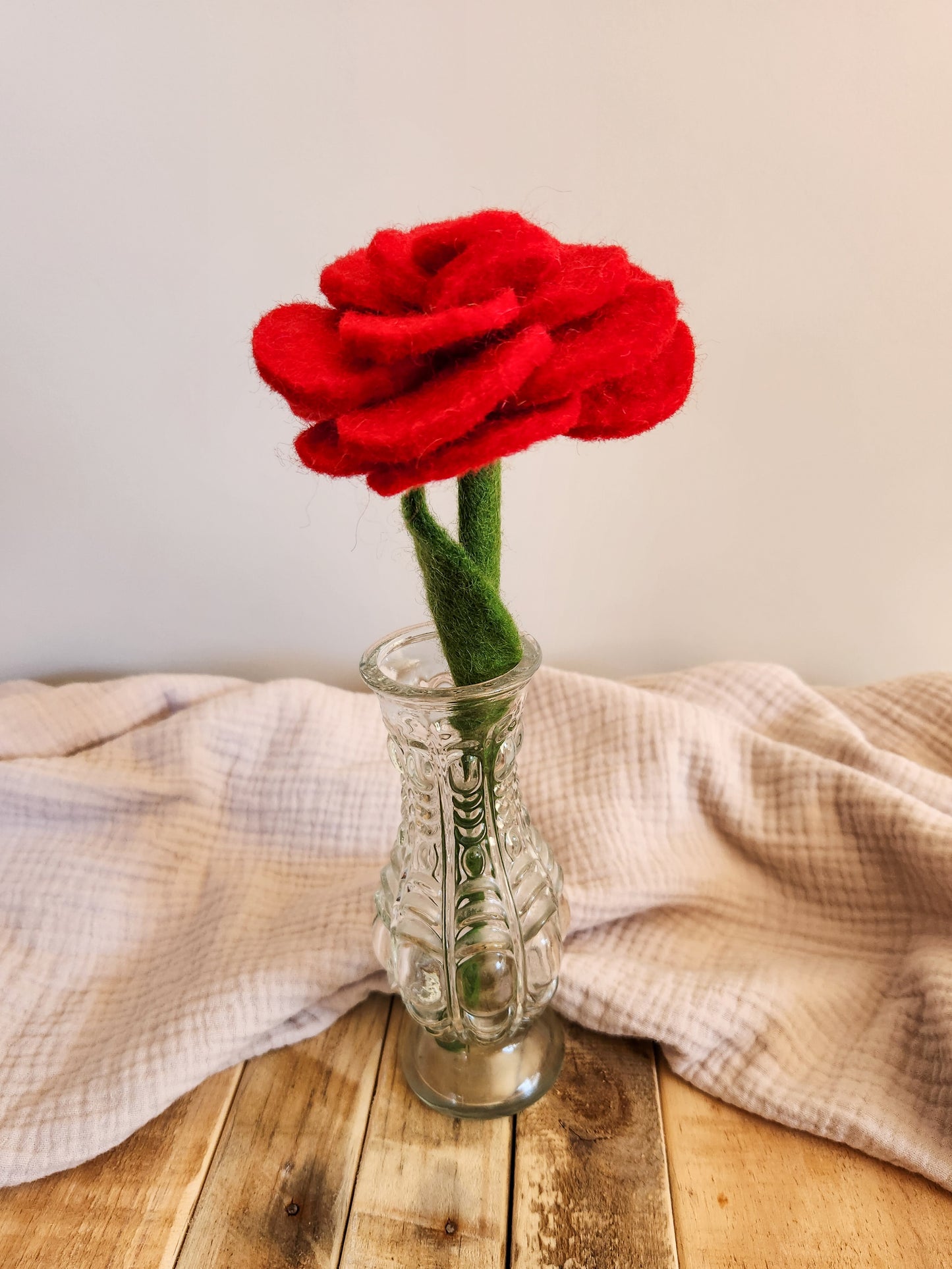 FELT FLOWERS - ROSE RED