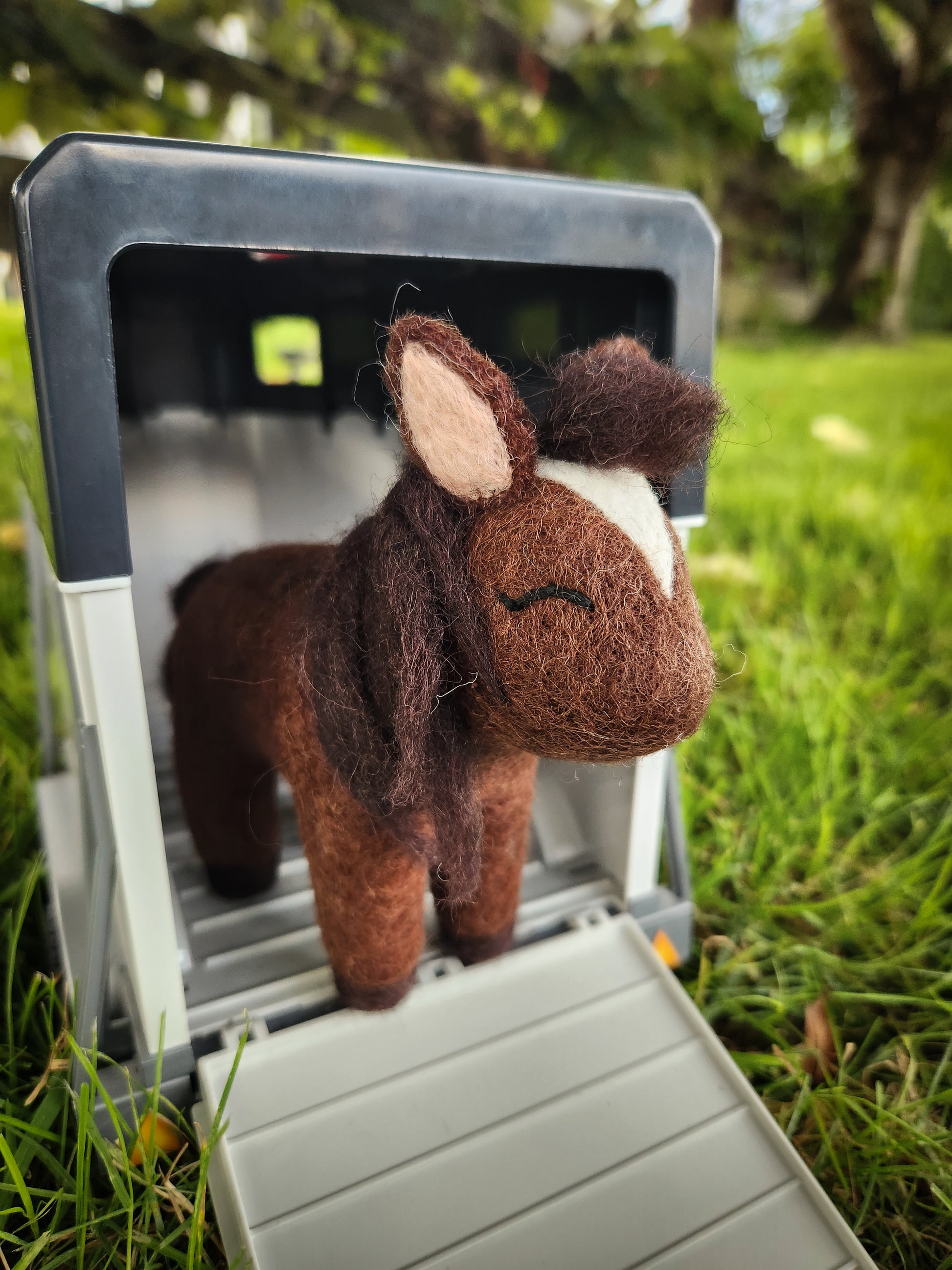 Hamilton the Horse - Felt Toy Horse standing on horse truck toy