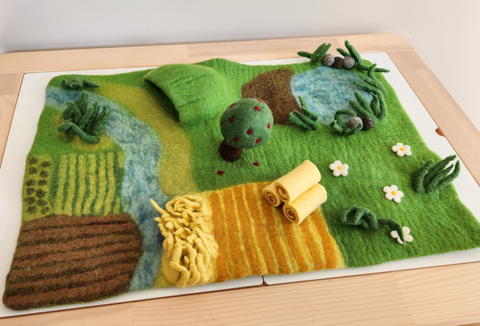 Felt Farmyard Play Mat top view
