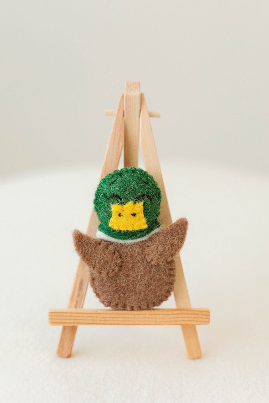 OLD MACDONALDS FARM FELT FINGER PUPPET SET - DUCK PUPPET