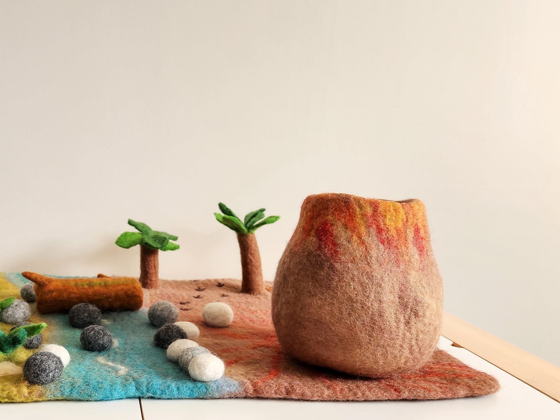 PREHISTROIC WORLD FELT PLAYMAT PLAYSCAPE DINOSAURS - FELTED VOLCANO AND DINOSAUR TOYS