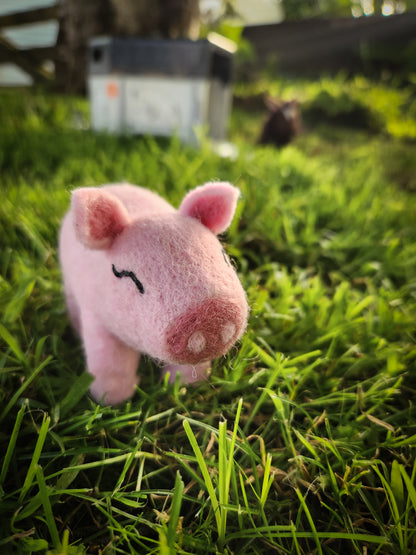 Pippa the Pig - Felt Toy Pig in grass paddock