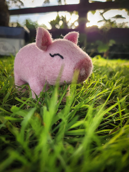 Pippa the Pig - Felt Toy Pig in grass 