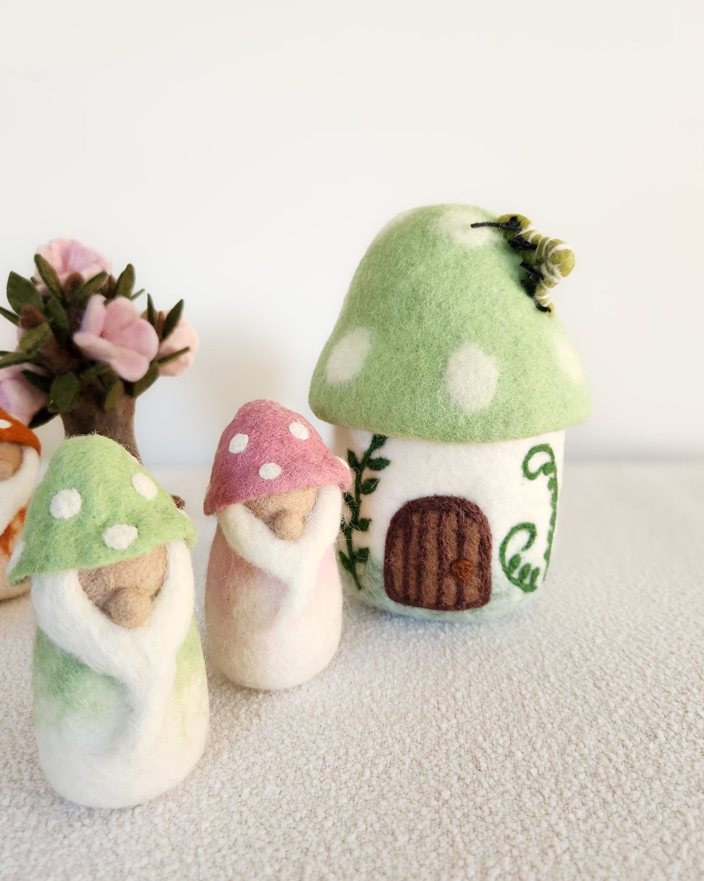 Nibblefern Nook - Felted Gnome Home