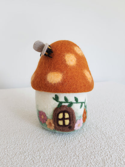 Thicketwhisper Inn - Felted Gnome Home