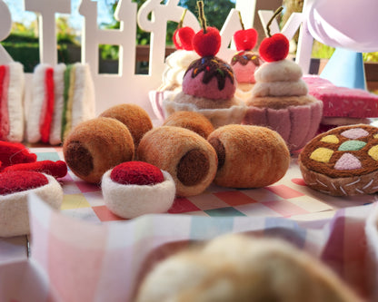 Sausage Rolls (2pc) - Felt Food