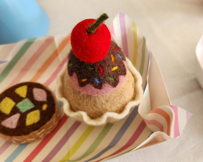 Ice Cream Sundae Cupcake - Felt Food