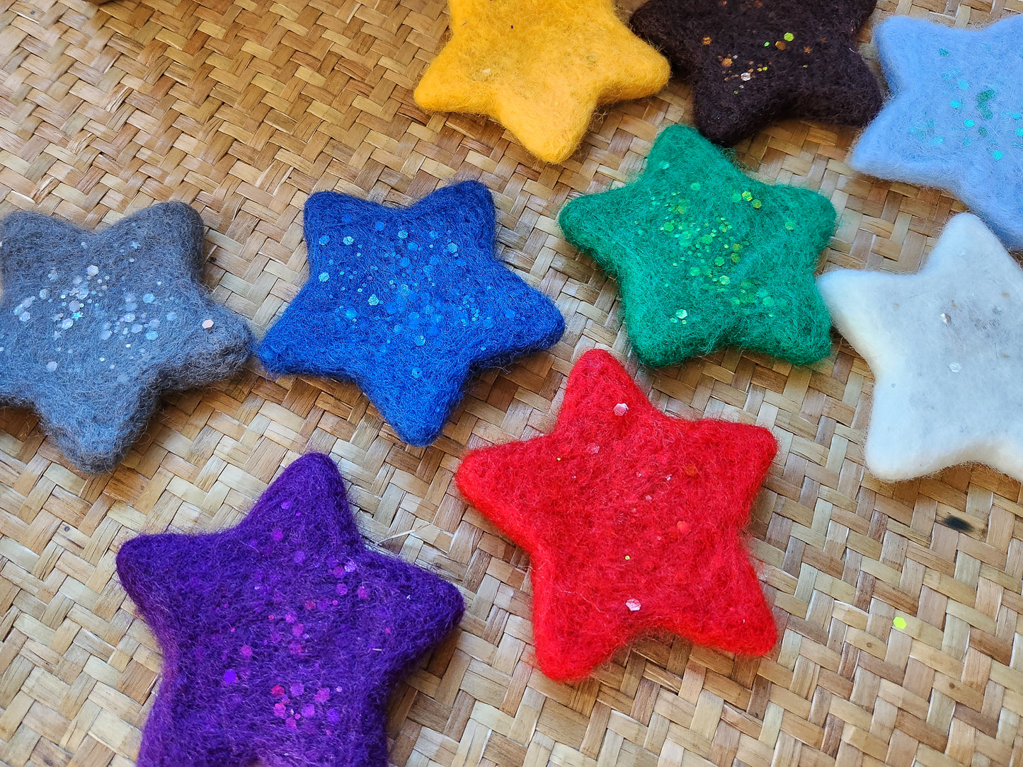 Matariki Stars - Little Artisan Felting Kit