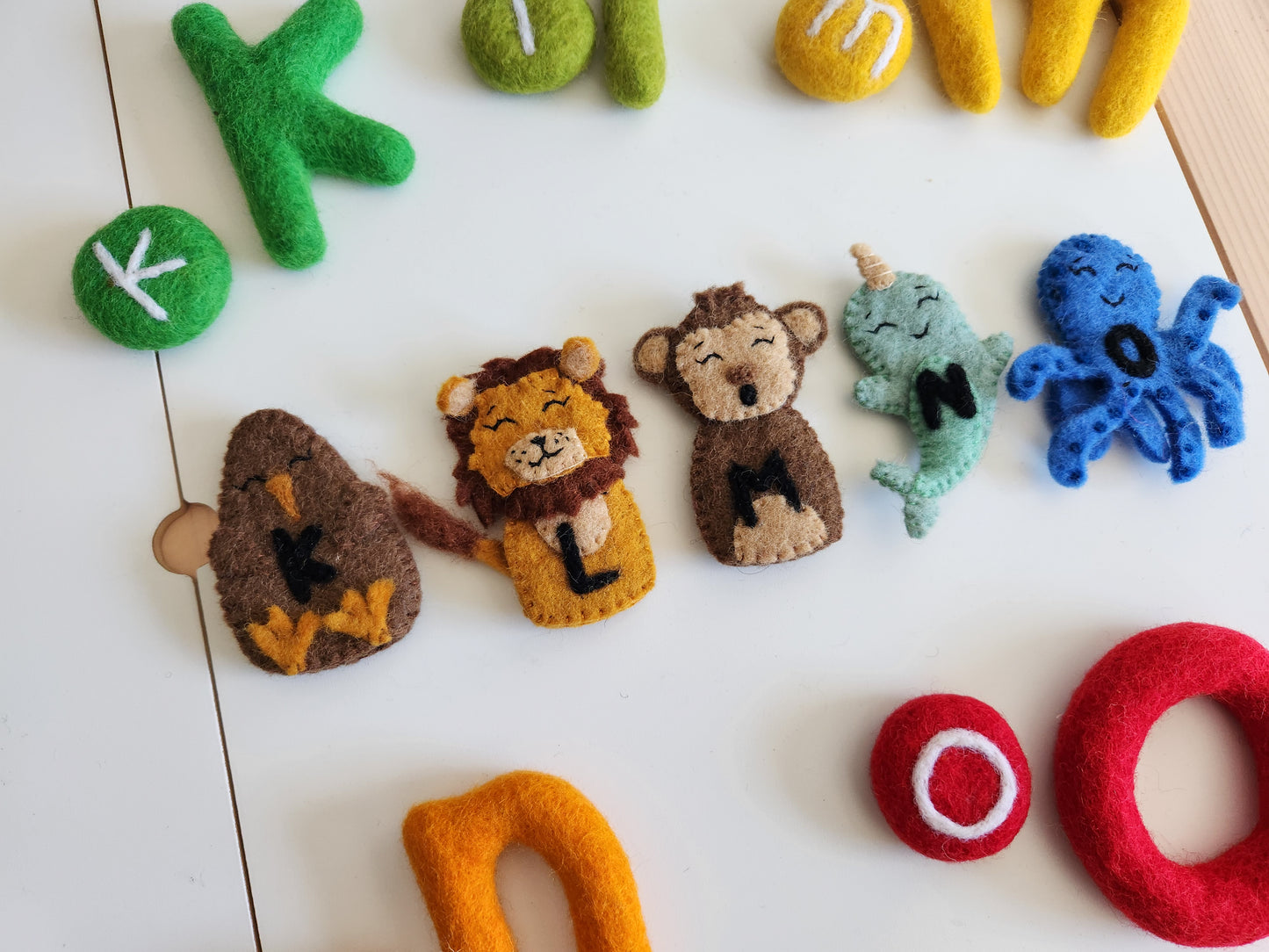 ABC ANIMAL TRAIN FELT FINGER PUPPET SET 
