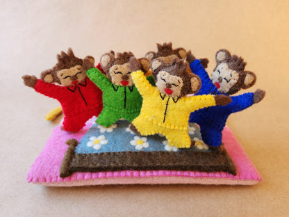 FIVE LITTLE MONKEYS FINGER PUPPET SET