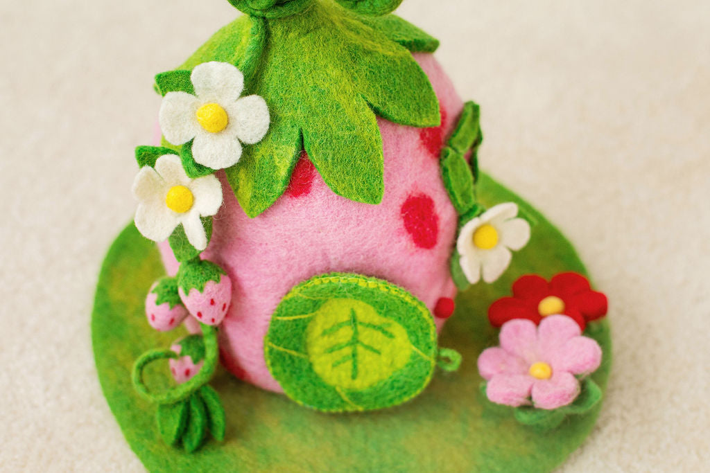 PINEBERRY PALACE FELT FAIRY HOUSE - TOY FRONT TOP VIEW