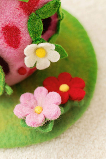 PINEBERRY PALACE FELT FAIRY HOUSE - FELTED FLOWER MAT