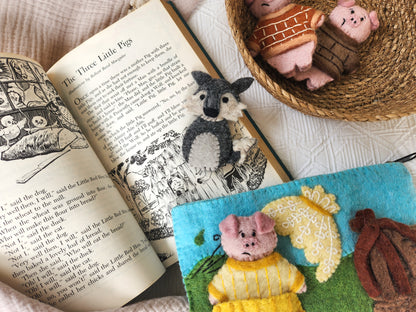 THREE_LITTLE_PIGS_FINGER_PUPPETS